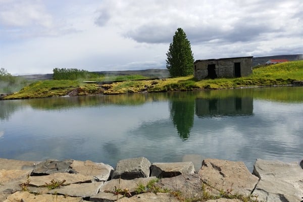 secret lagoon in Iceland
